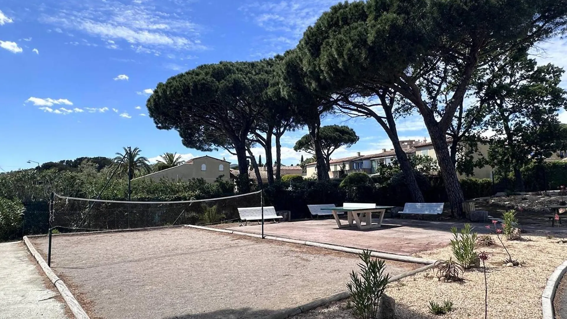 Appartement T2 Avec Piscine Et Vue Mer Proche Plages - Fr-1-768-76 Les Issambres Apartment